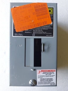 Square D By Schneider Electric Q02L30SCP 30A centro de carga de orejetas principales RTV ¡ENVÍO RÁPIDO! - Imagen 1 de 5