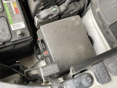 Used Fuse Box Engine fits: 2018 Hyundai Santa fe LWB AWD Grade A — 第 1/4 张图片