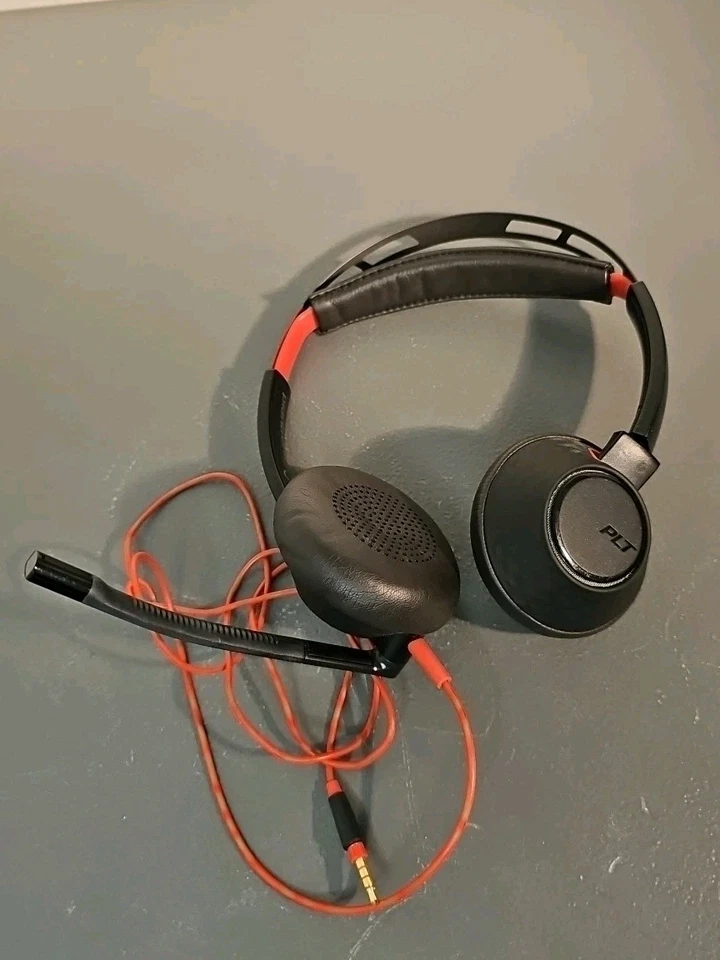 Plantronics Poly Blackwire C5220T Stereo USB-C /3.5mm Jack Corded Headset Stereo - Image 1 of 4