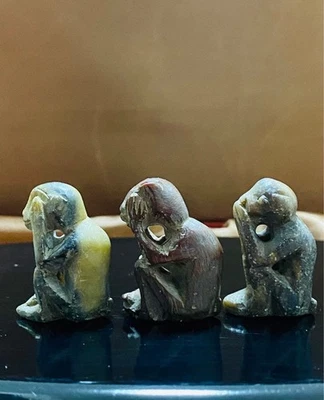 Mono de piedra NETSUKE siglo XIX antiguo japonés Edo tres monos sabios 1,3 pulgadas Foto 1 de 4
