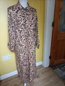 Very Size 14 Women's Maxi Dress Animal Print Button Front Side Splits Lenth 54".