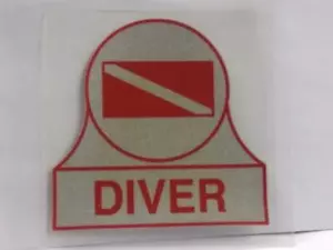 2 Taucher Daunenflagge Helm silber & rot Fenster Aufkleber Aufkleber Neu Tauchen Rettung - Bild 1 von 2