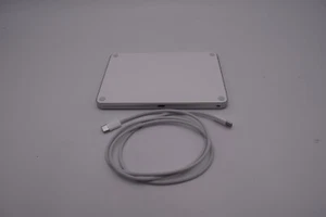 Apple A3120 Multi-Touch Surface Wireless Magic Trackpad - Picture 1 of 2