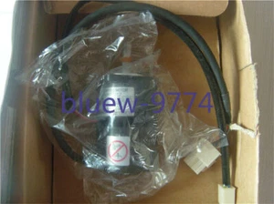 New in box YASKAWA SGM-A3A3MA21 Servo Motor - Picture 1 of 11