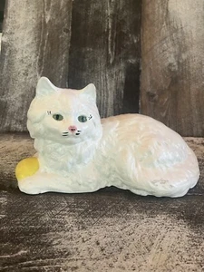 Vintage Ceramic White Cat Statue Laying Down Green Eyes 10.5" Doorstop - Picture 1 of 10