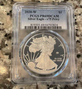 🔥2020-W $1 American Silver Eagle End of World War II v75 Privy PR69DCAM PCGS🔥 - Picture 1 of 2