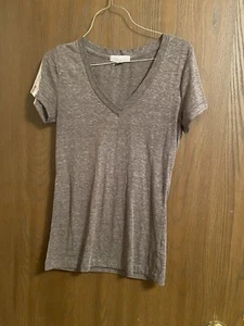 Forever 21 V Neck T Shirt - Picture 1 of 2