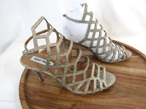 STEVE MADDEN Saedee 4 pouces talon aiguille femme taille 8,5 M métallisé paillettes dorées Neuf dans sa boîte - Photo 1/7