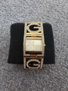 Gebrauchte authentische GUESS goldfarbene Armreif Damenuhr rechteckiges Zifferblatt U13530L1 - Bild 1 von 5