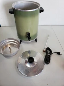 Vintage West Bend 30-Cup Avocado Electric Coffee Percolator/Pot 1960-70s - Picture 1 of 13