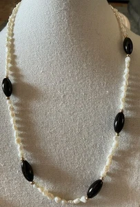 WW Signed 14k Yellow Gold White RICE PEARL BLACK ONYX BEADS NECKLACE 20" Vintage - Picture 1 of 6