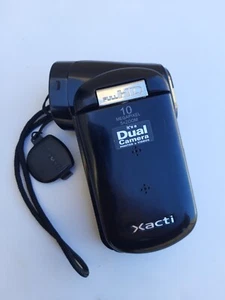 SANYO Xacti VPC-CG20 DUAL KAMERA FULL HD1920x1080, funktioniert aber ohne Akku - Bild 1 von 14
