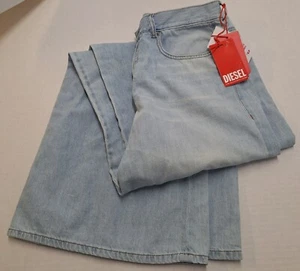 Diesel Flare Jeans 1978 D-Akemi L. 32 Trousers 900 Denim, Size 31 - Picture 1 of 8