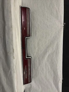 1977 1978 FORD THUNDERBIRD Tail Light - Picture 1 of 12