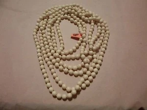 Collana bianca Howlite infinita 100 pollici - 900,00 carati - Foto 1 di 5