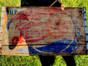Cassa in legno pubblicitaria vintage Pepsi Cola doppio punto blu rosso - Foto 1 di 4