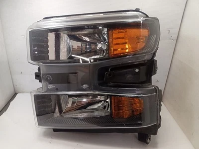 Driver Left Headlight from 2020 Chevrolet Silverado 1500 12388482 - Image 1 of 4