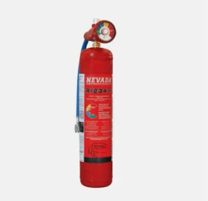 KIT RICARICA CLIMATIZZATORE CONDIZIONATORE AUTO CLIMA NUOVO GAS 700GR R1234YF - Foto 1 di 1