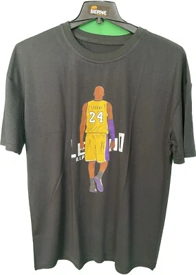 Kobe Bryant Men's T-Shirt Size Xl, Black Short Sleeve RIP Legend - Image 1 of 3