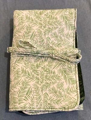 Green Branch Sewing Kit Crafting Travel Organizer Handmade 5 X 7" w/tools SK-172 - Image 1 of 4
