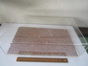 PRO BUILT MUSEUM QUALITY 1/12 Vitrine mit echtem Ziegelsockel für MFH Revell etc. - Bild 1 von 8