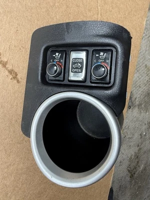 2010-2020 NISSAN 370Z Z34 CONVERTIBLE CUP HOLDER W ROOF & SEAT VENT SWITCH OEM - Image 1 of 4