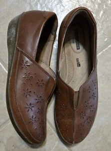 clarks womens shoes size 9 wide loafers - Picture 1 of 1