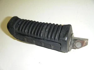 89 91 92 94 96 98 02 04 09 SUZUKI GS500 GS 500 E FRONT RIGHT STEP FOOT REST PEG - Picture 1 of 1
