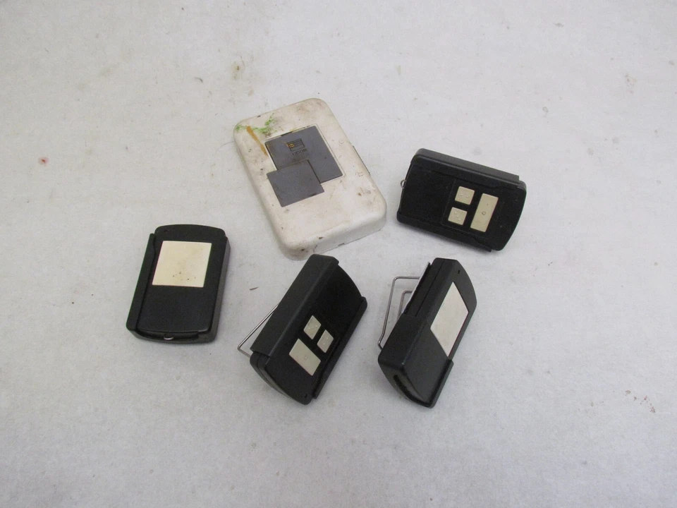 Decko  Garage Door Opener Remote Remotes - Image 1 of 1