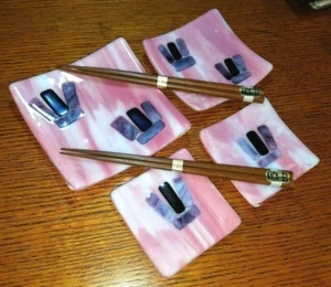 6 Pc Glass Fusion Sushi Dish Plate Set with Chopsticks 2 Settings Pink & Purple - Picture 1 of 11