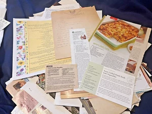VINTAGE 500+ HANDWRITTEN TYPED CLIPPED COPIED RECIPES ESTATE FIND - Picture 1 of 10