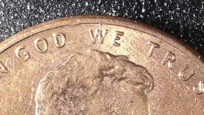 2015 P Lincoln Shield Penny Error Spiked Head Die Crack - Image 1 of 4