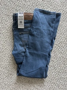 Levi Strauss Signature NWT Pull On Slim Jeans Girls 12 Reg 26x27 - Picture 1 of 7