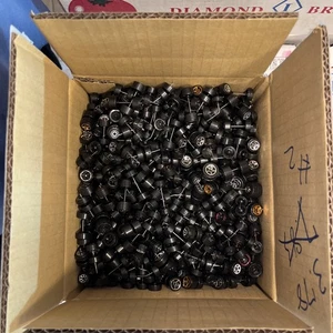 Lote de ruedas Hot Wheels vendido usado lo que ves es lo que tú, #2 (3,8 libras) - Imagen 1 de 4