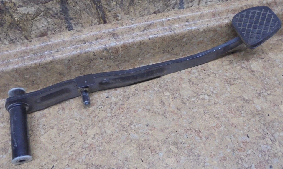 Saturn SC2 SC 2 2002 control de pedal de freno 2000 2001 1999 1998 Foto 1 de 1