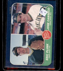 1986 Fleer #649 Jose Canseco RC (ref 227750) - Picture 1 of 2