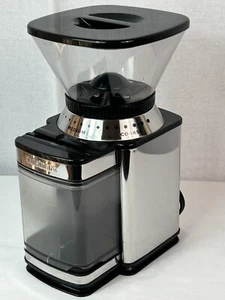 Cuisinart CCM-16PC supreme Coffee Bean Burr Mill Grinder - WORKS !!!!! - Picture 1 of 5