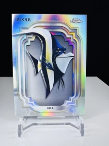 Gill 2024 Topps Cromo Disney Pixar Plata Holo Refractor #112 - Imagen 1 de 4
