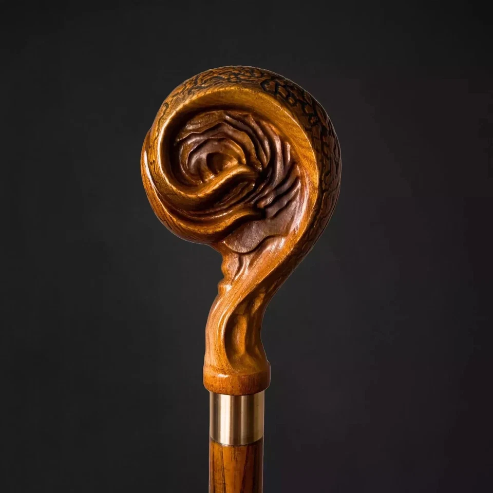 Punho de cavalo esculpido à mão bengala de madeira feita à mão bengala Natal GF - Imagem 1 de 4