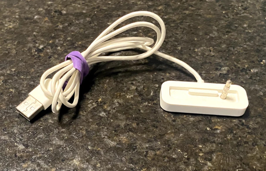 OEM Apple iPod Shuffle 2nd Generation USB Charging Dock - Image 1 of 1