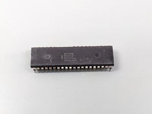 Mostek MK14569 (16A6618X012 Mask ROM) 3870/20 Microcontroller IC - Picture 1 of 3