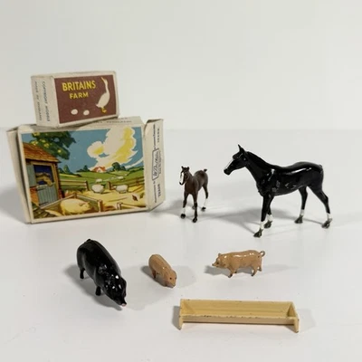 Lote de animales de granja LTD británicos de colección con cajas originales caballos, cerdos y aunque Foto 1 de 4