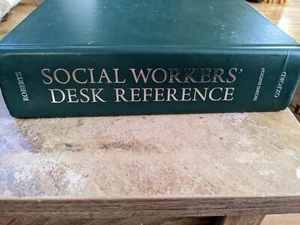 Socials Workers Desk Reference Roberts Oxford University Press 2nd Edition - Picture 1 of 4