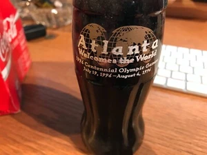 Atlanta Welcomes the World Centennial Olympic Games 1996 botella de Coca Cola de 8 oz - Imagen 1 de 4