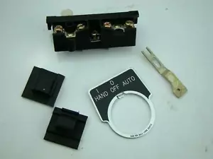 SQUARE D RESET LEGENT SWITCH WITH PLATE CLASS 9001 TYPE KN-300 - Picture 1 of 5