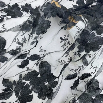 Tela de encaje de malla de tul bordada con flores NEGRAS para vestido de cóctel, vestido de graduación Foto 1 de 4