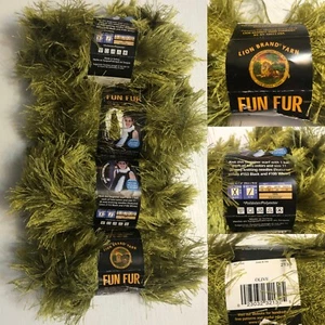 LOTE de cuatro (4) PIELES DIVERTIDAS marca León en hilo de pestañas OLIVA 64yds ea - Imagen 1 de 7