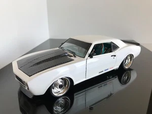 1:18 WELLY CAMARO Z28 1968 CUSTOM BUILT - Picture 1 of 11