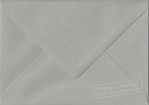 Sobres de colores gris búho 114 mm x 162 mm engomados 120 gsm C6/cuarto A4 - Imagen 1 de 1