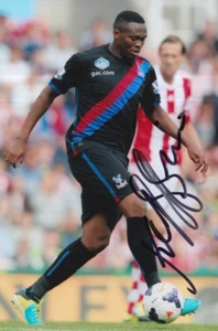 CRYSTAL PALACE HAND SIGNED KAGISHO DIKGACOI 6X4 PHOTO 2. - Picture 1 of 1